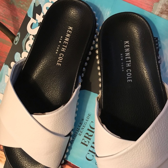 Kenneth Cole sandals - Picture 3 of 5
